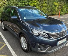 Peugeot 5008 Active 1.2 - 7 seats - Long NCT