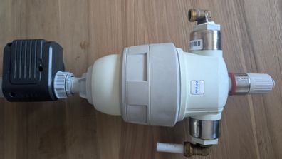 Sistema Genesis Salt-Free Whole-House Water Treatment System