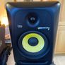 KRK Rokit 6 Gen3 - 2x stands with isolation pads Image 2