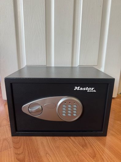 Master lock digital combination safe