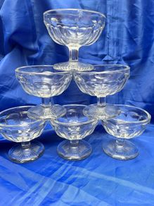 glass dessert bowls