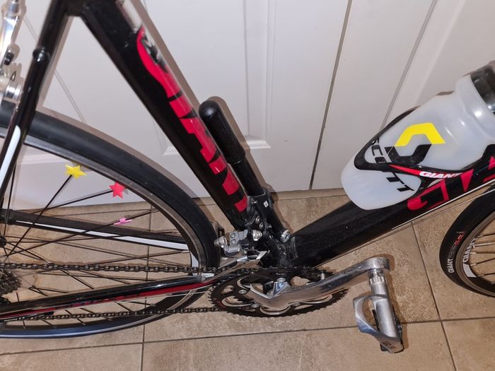 Giant Defy Road Bike