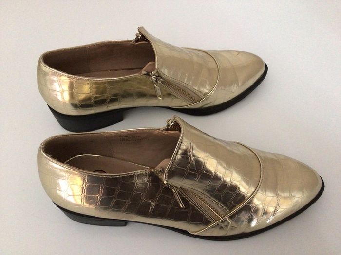 River Island Ladies Gold loafers size 5 can post