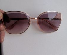 beautiful rose gold pink sunglasses