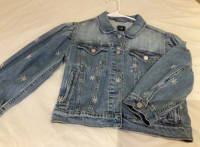 Stunning Girls Gap Age 10 11 denim blue jacket with embroidered daisies flowers