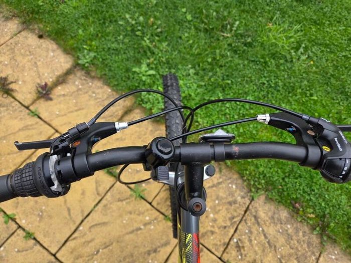 Apollo creed full suspension bike, need some TLC, new tyres, 24 inch