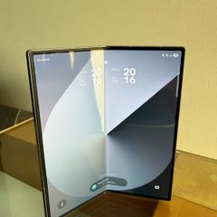 Samsung Fold 6 Grey