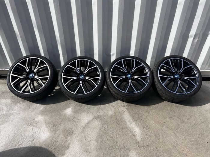 Genuine BMW Style 846M 20" Alloy Wheels.