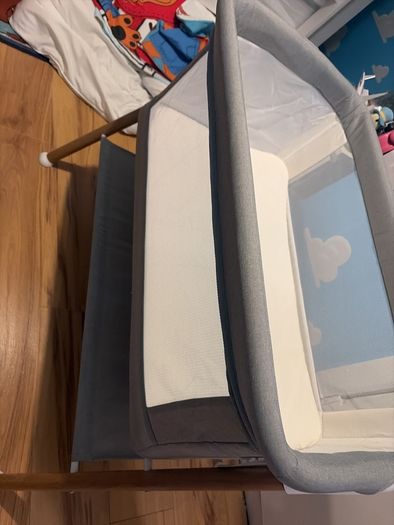 Babylo you and me baby crib