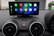 Radio DDPAI M5S smart car stereo on dashboard