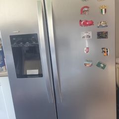 Kenwood American-style fridge freezer