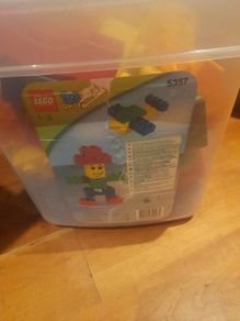 Large box Duplo bricks