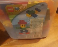 Large box Duplo bricks
