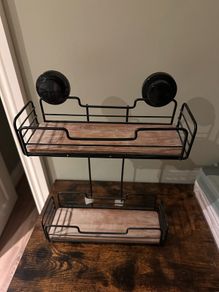 Shampoo bottle holder