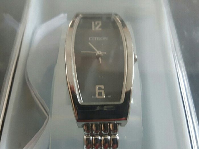 Ladies watch
