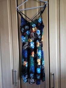 INSIDE Summer dress M black in flowers