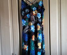 INSIDE Summer dress M black in flowers