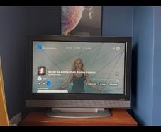 Acer AT4220 42 inch non smart heavy