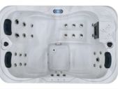Brand New 4 Person Dan Marino Hot Tub