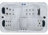 main image for ad Brand New 4 Person Dan Marino Hot Tub