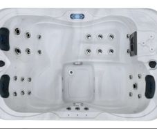 Brand New 4 Person Dan Marino Hot Tub