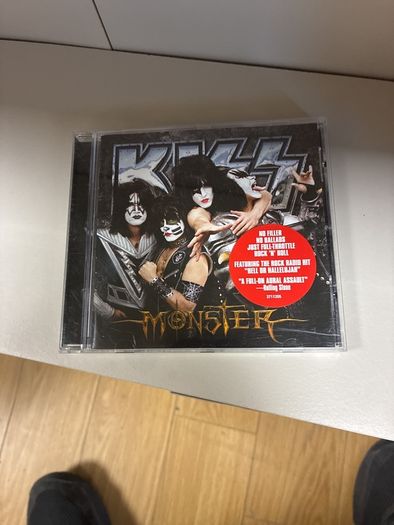 Kiss - Monster