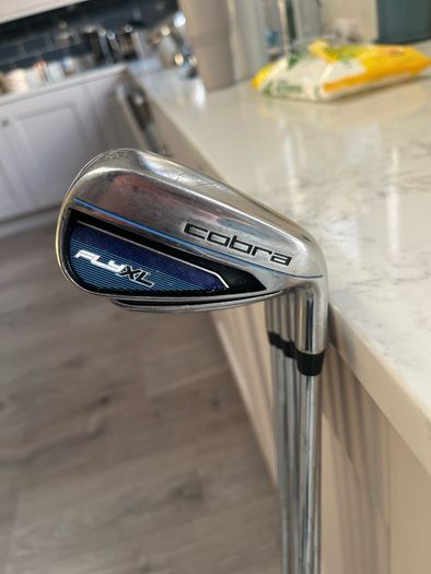 Cobra fly xl package set (sw to 6 iron) ( driver ,hybrid,5wood, putter