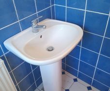 wash hand basin