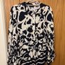 womens shirt size 22 Image 3