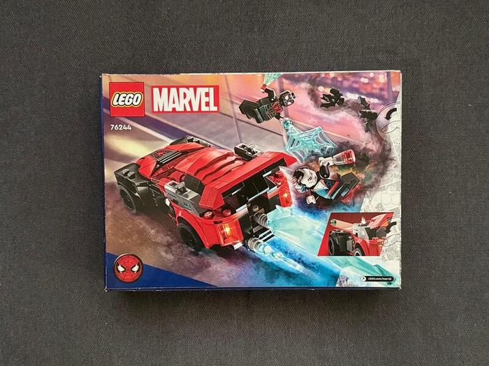 LEGO 76244 Miles Morales vs. Morbius