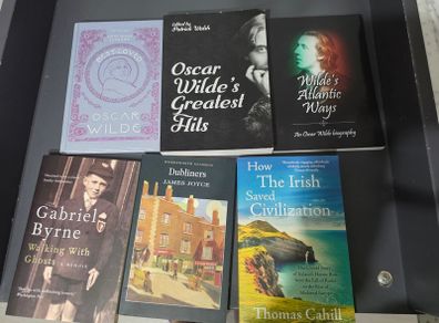 Irish books and Oscar Wilde books bundle