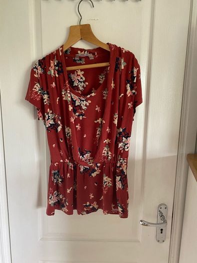 Awear ladies peplum top