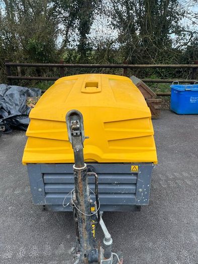 Air compressor