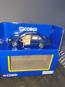 Corgi Style B Toyota Lexus Ls 430 .die.cast