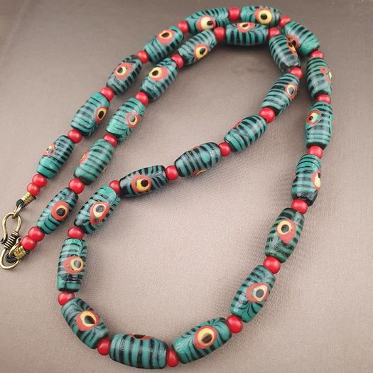 Antique Gabri Eyes Feather Desgin & Venetian Whiteheart Glass Beads Necklace