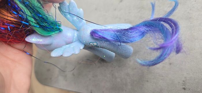 Rainbow Dash Brushable Figure Sparkle Glitter MLP G4 My Little Pony 2010