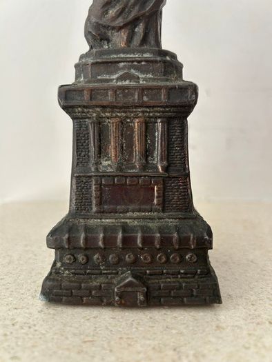 Vintage A.C. Rehberger Chicago Statue of Liberty