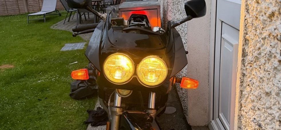 1995 Yamaha FZR 400