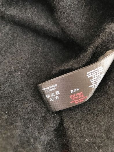 Carolyn Donnelly cashmere scarf