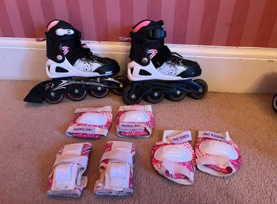 Rollerskates and Protective Pads