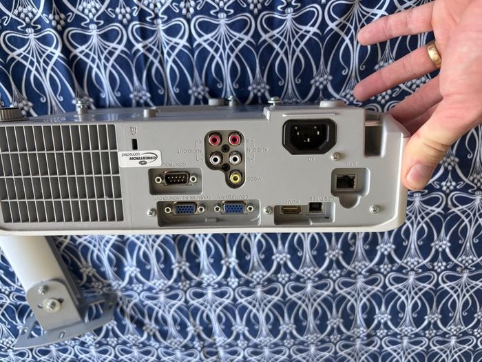HITACHI CP-EX300N , and ceiling mount