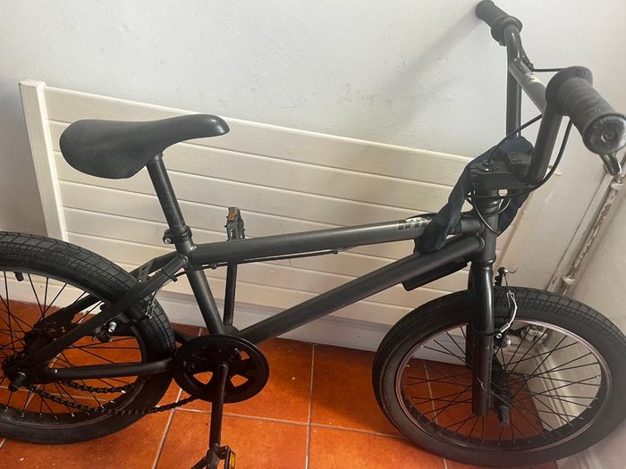 BMX bike