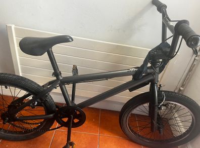 BMX bike