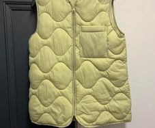 Primark Women's Green and Yellow Gilet