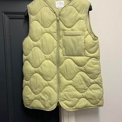 Primark Women's Green and Yellow Gilet