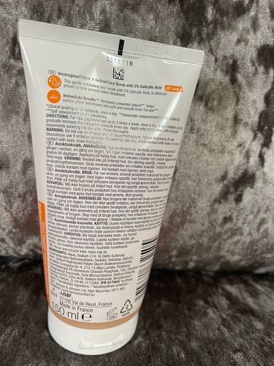 Neutrogena Face Body