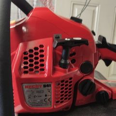 Hecht 941 chainsaw