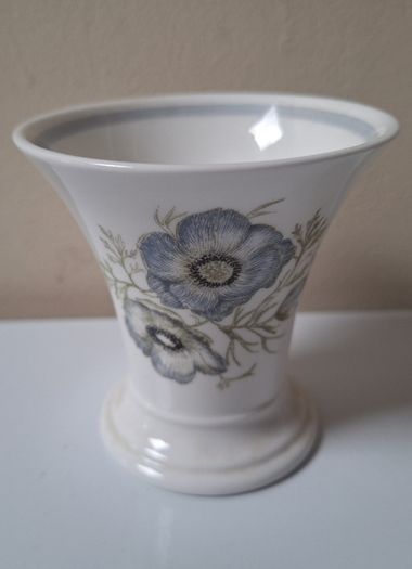 SALE!  Small WEDGWOOD Bone China Vase Glen Mist by Susie Cooper Design