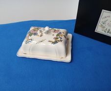 Dinnerware