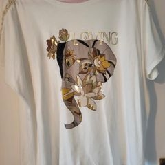 Beautiful Top/ T Shirt